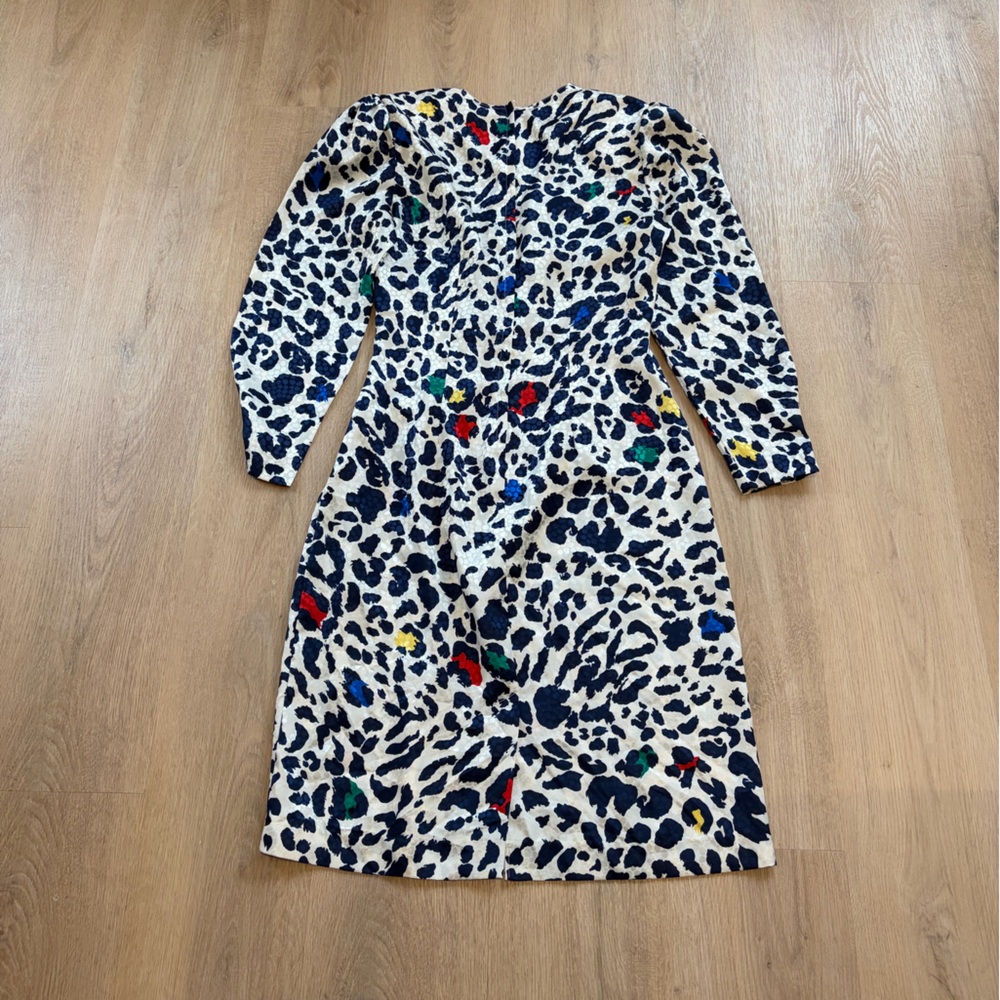 Vintage Cream and Navy Colorful Leopard Print Dress Size Small - Picture 10 of 10